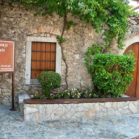 Stone House Trebinje公寓 外观 照片