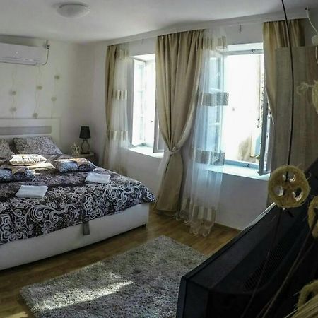 Stone House Trebinje公寓 外观 照片